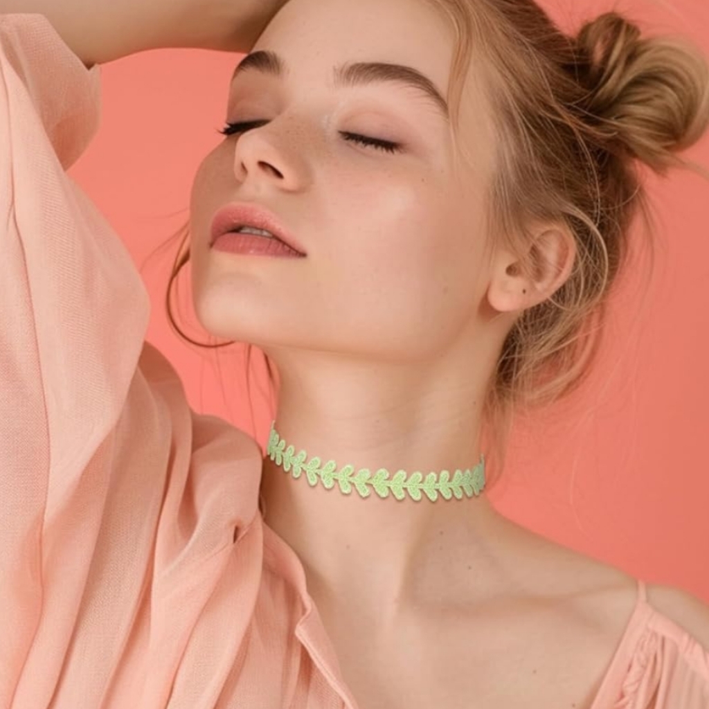 Choker Necklace 15$